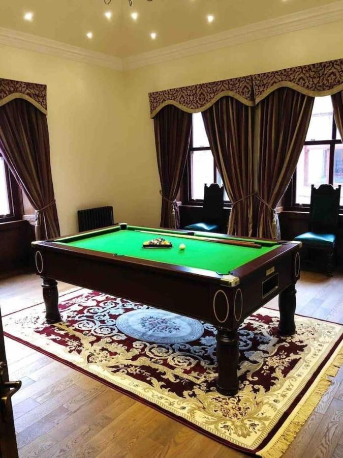 Beautiful 4-Bed Villa In Glasgow Exterior photo